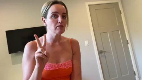 Horny Step Mom Can Keep A Secret – Charlie Forde